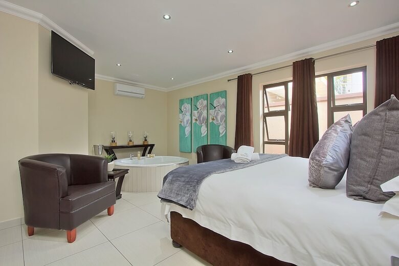 Hotel Gecko Inn Guest House