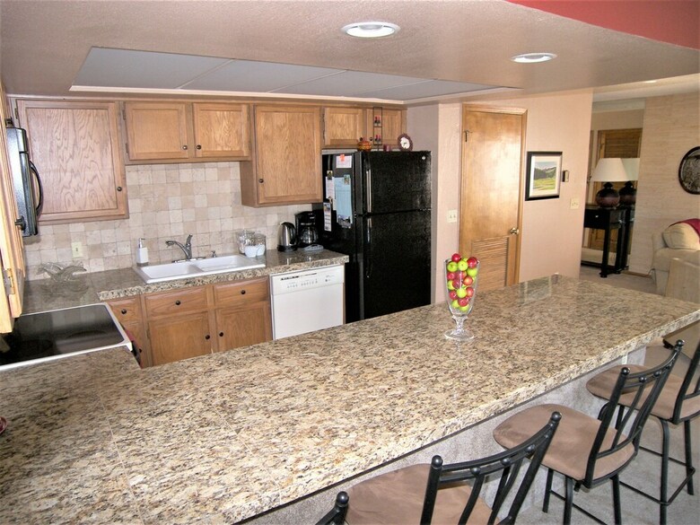 Saltlick 2 Bed 2 Bath