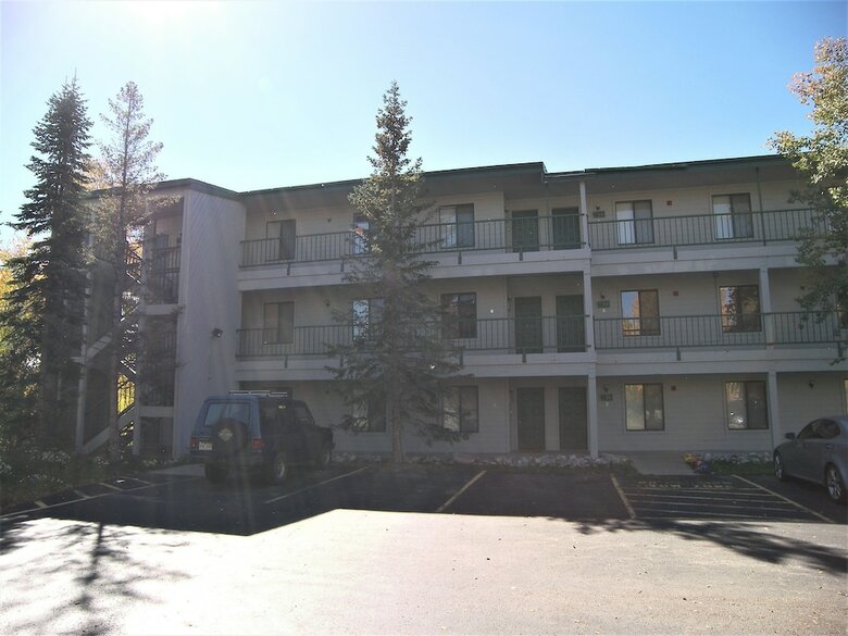 Saltlick 2 Bed 2 Bath