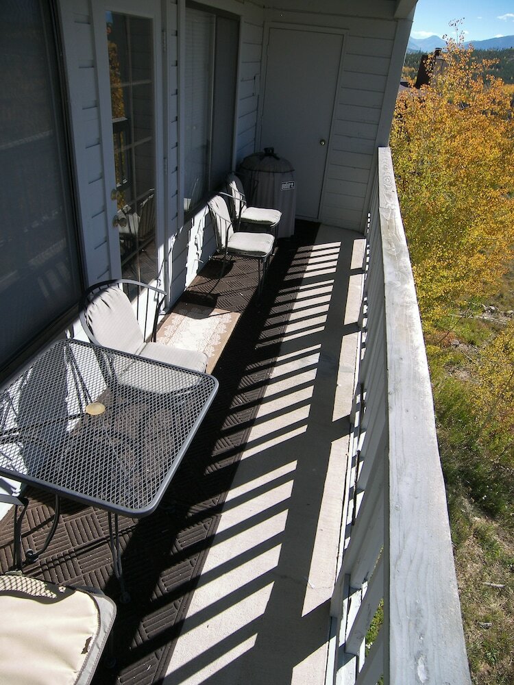 Saltlick 2 Bed 2 Bath