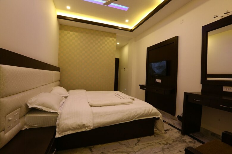 Green View By One Hotels