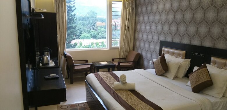 Green View By One Hotels