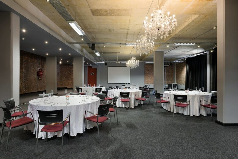 Protea Hotel Fire & Ice By Marriott Cape Town