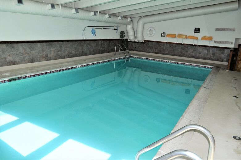 Cabana Key Condos 3 Bed 2 Bath