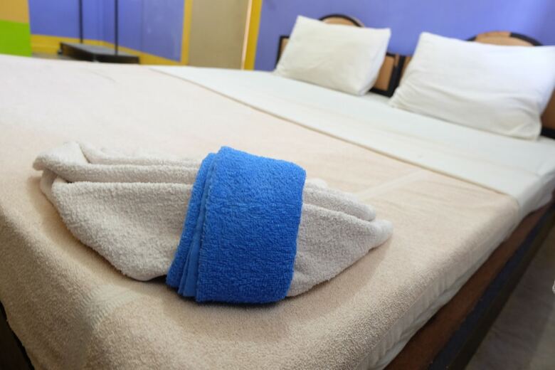 Hotel B&B House & Hostel