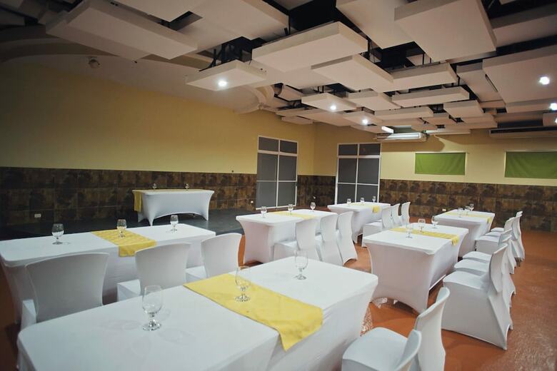 Hotel Cana Brava Inn