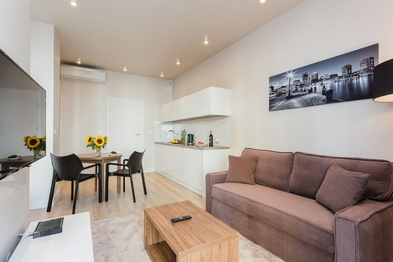 Aparthotel Platinum Residence Mokot�w