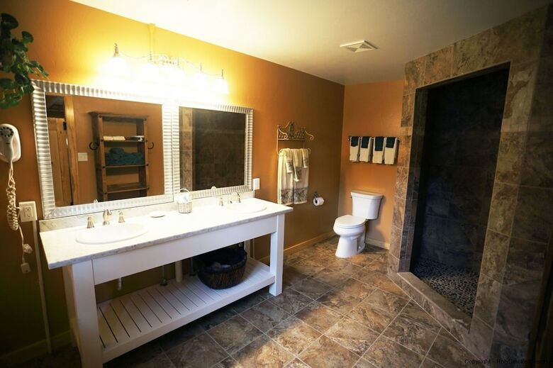 Cabana Holy Smoke Resort