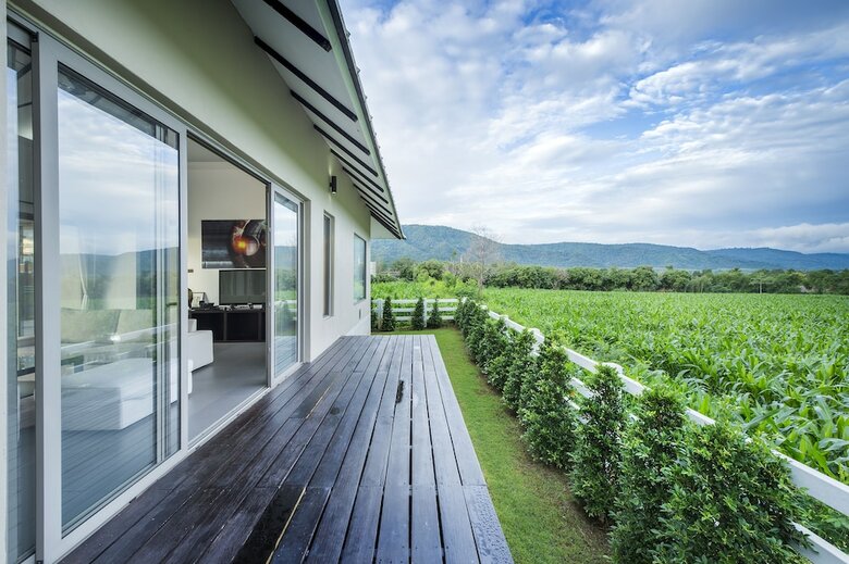 Hotel Lucerne Resort Khao Yai