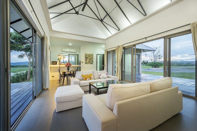Hotel Lucerne Resort Khao Yai