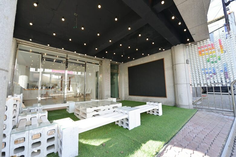 Hostal Linker Party House - Hostel