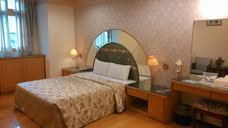 Green City Hotel