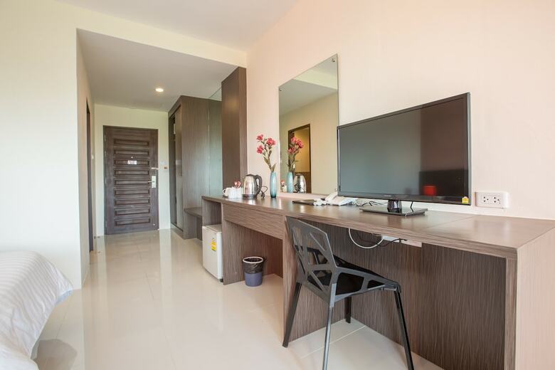 The Rich Hotel Ubonrachatani
