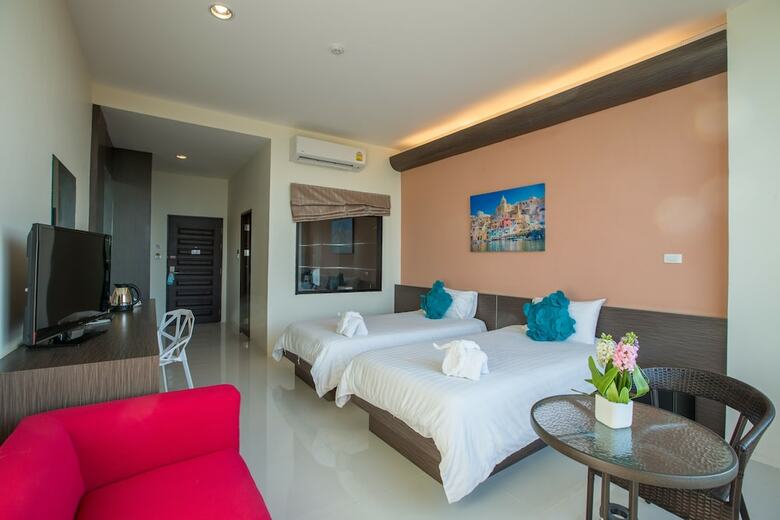 The Rich Hotel Ubonrachatani