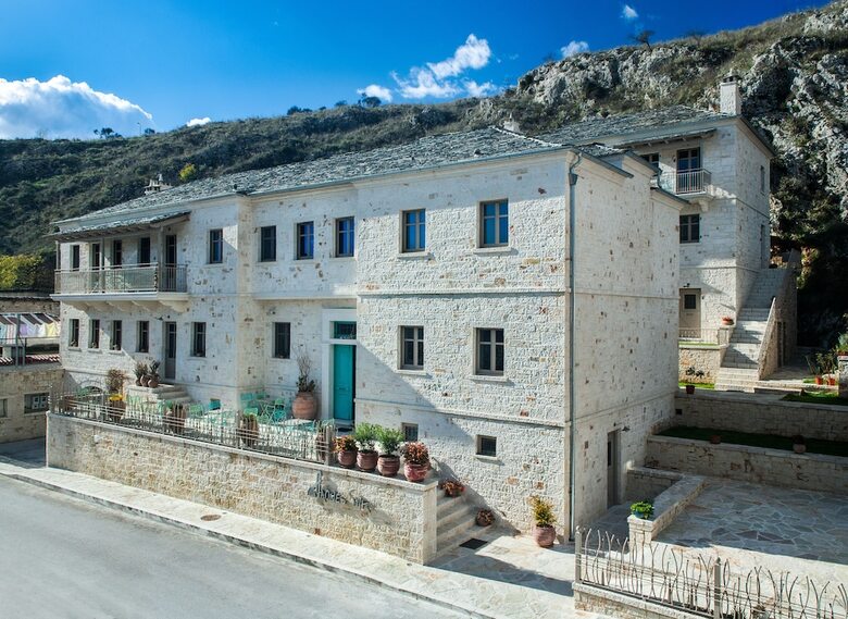 Hotel Haones Suites