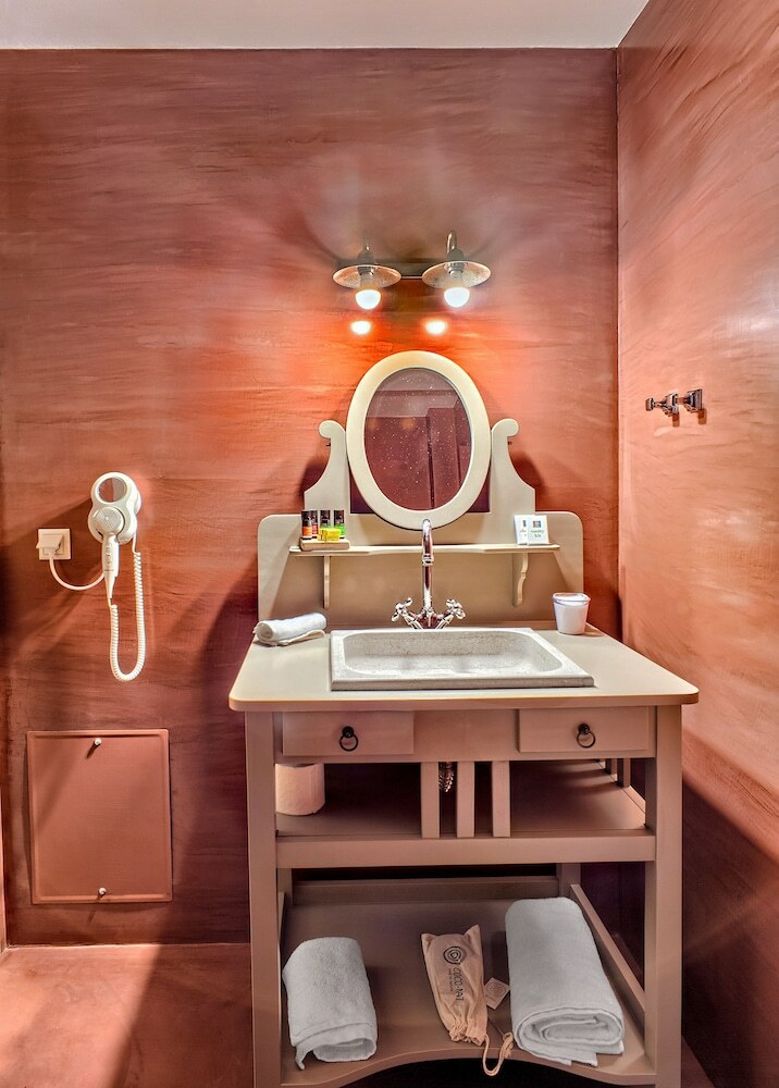 Hotel Haones Suites