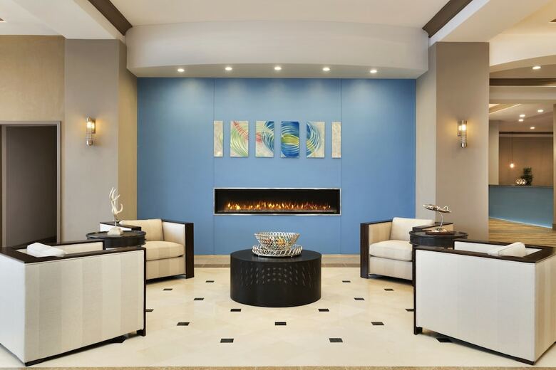 Delta Hotels By Marriott Detroit Metro Airport