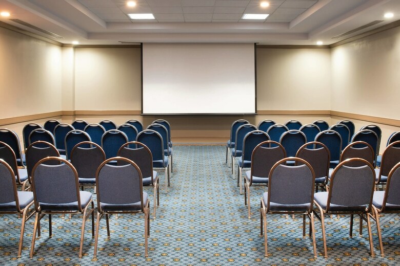 Delta Hotels By Marriott Detroit Metro Airport