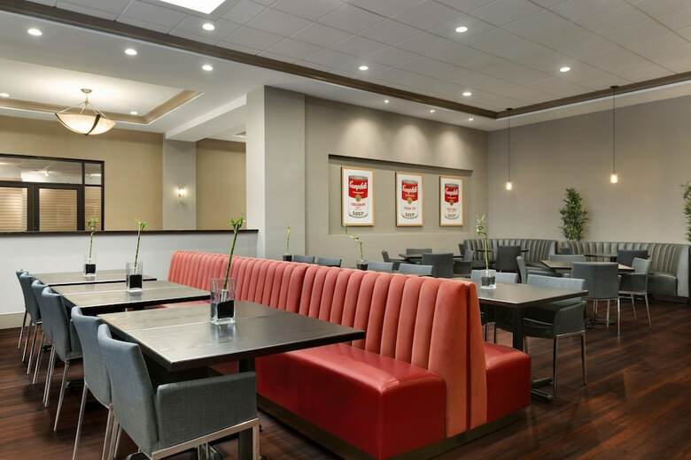 Delta Hotels By Marriott Detroit Metro Airport