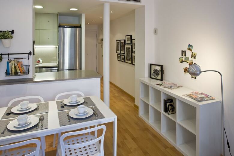 Apartamentos Flateli Lluria