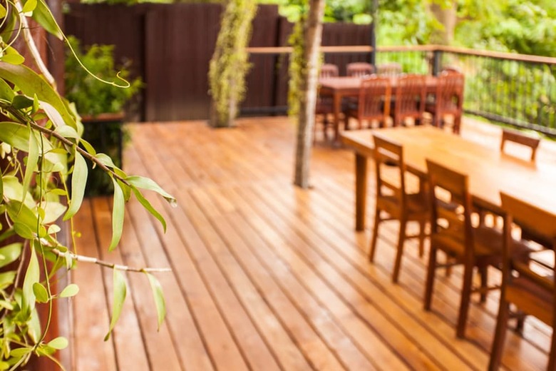Riverhouse Hotel (The Teak House)