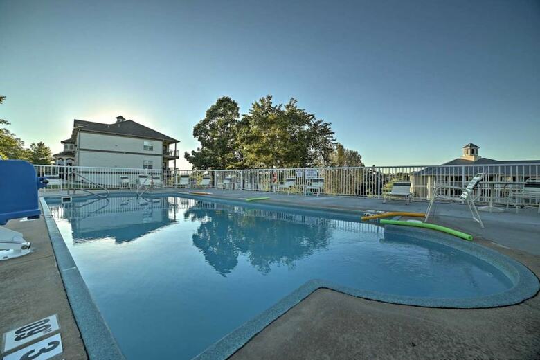 King Condo At Holiday Hills