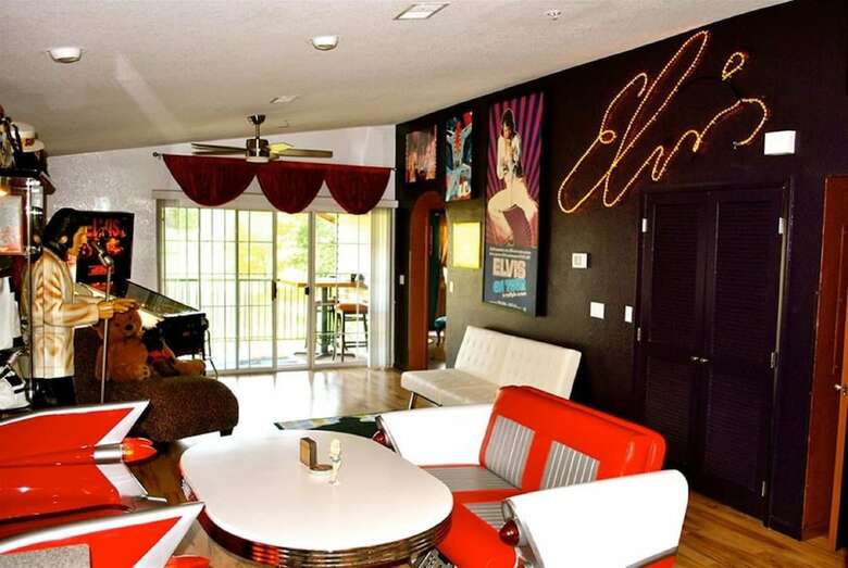 King Condo At Holiday Hills