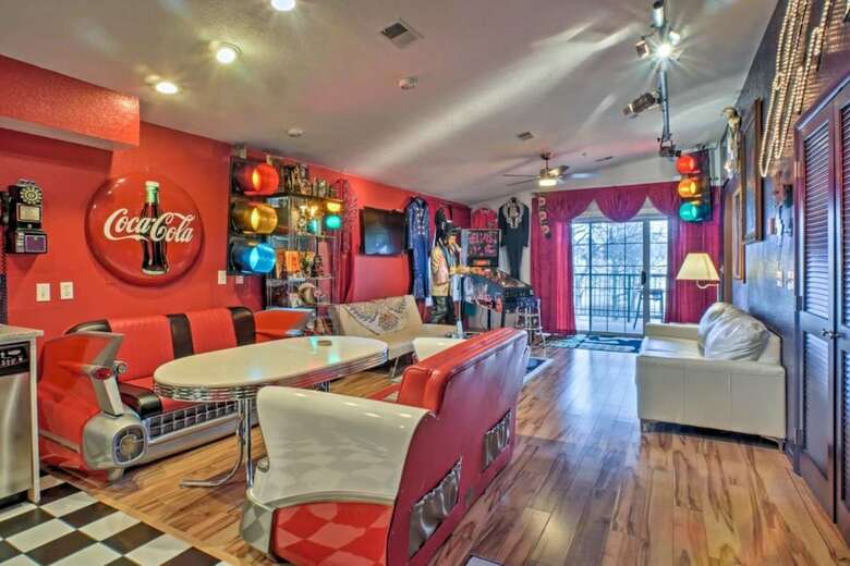 King Condo At Holiday Hills