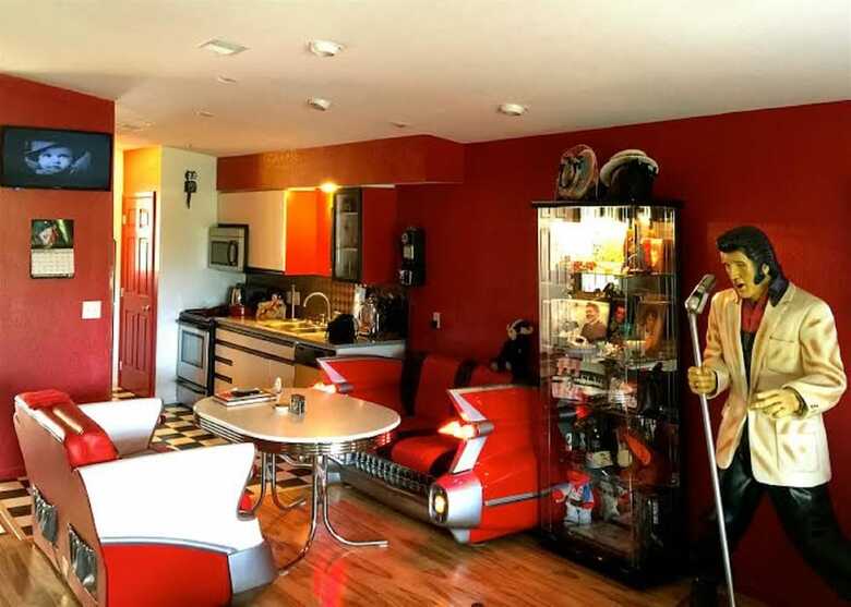 King Condo At Holiday Hills