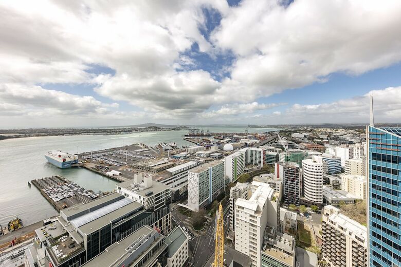 Apartamentos Auckland Harbour Suites