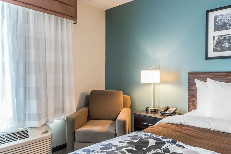 Hotel Sleep Inn & Suites Cumberland-lavale