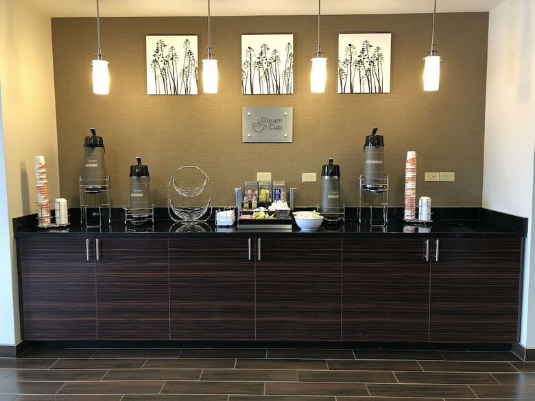Hotel Sleep Inn & Suites Cumberland-lavale