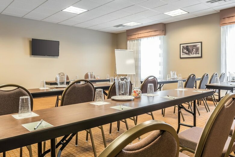 Hotel Sleep Inn & Suites Cumberland-lavale