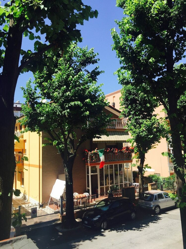 Hotel Leonarda