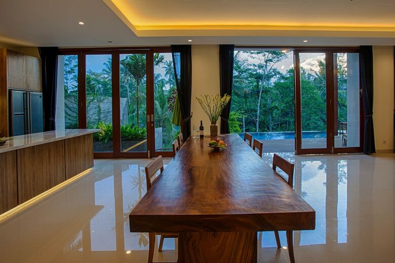Villa River Sakti Resort