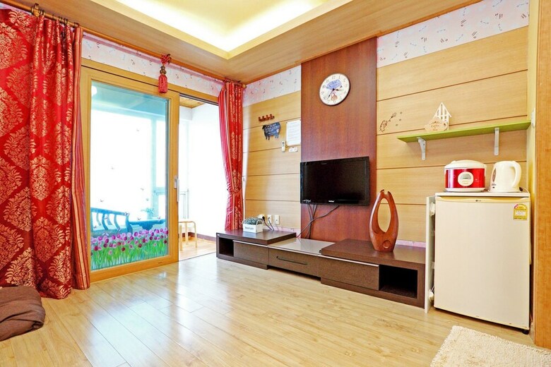 Hotel Chagall's Ocean