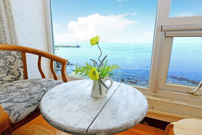 Hotel Chagall's Ocean