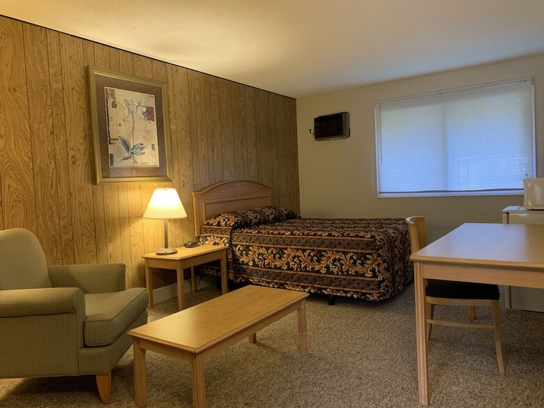 Greenview Motel And Rv Park