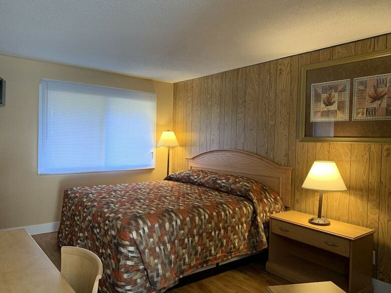 Greenview Motel And Rv Park