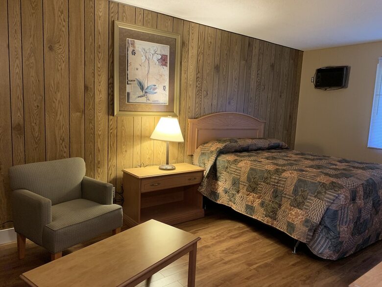 Greenview Motel And Rv Park