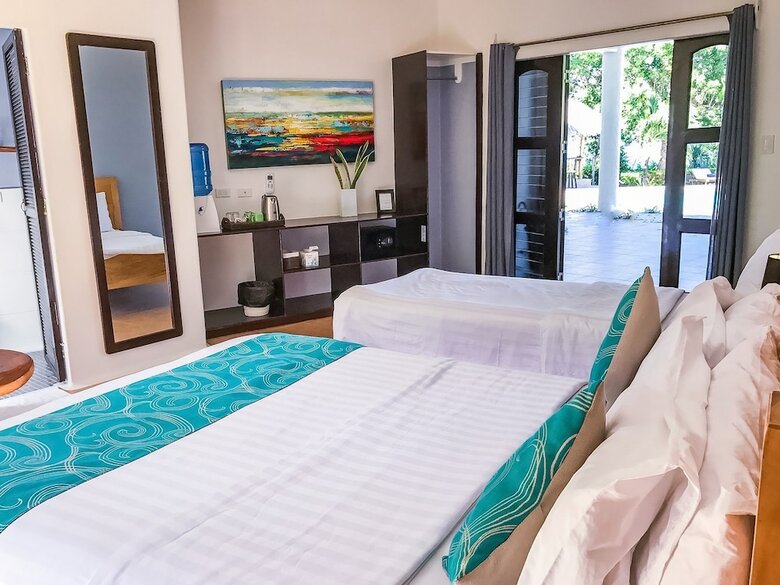Bed & Breakfast Granada Beach Resort - Adults Only