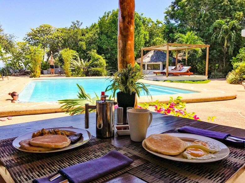 Bed & Breakfast Granada Beach Resort - Adults Only