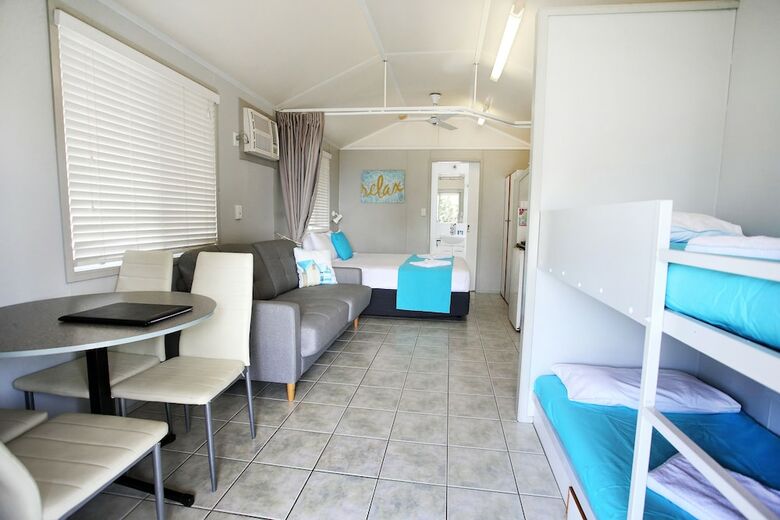 Cabana Big4 Rowes Bay Beachfront Holiday Park
