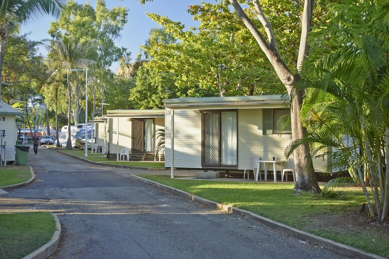 Cabana Big4 Rowes Bay Beachfront Holiday Park