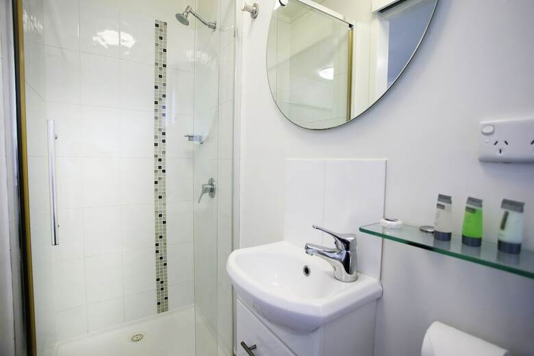 Cabana Big4 Rowes Bay Beachfront Holiday Park