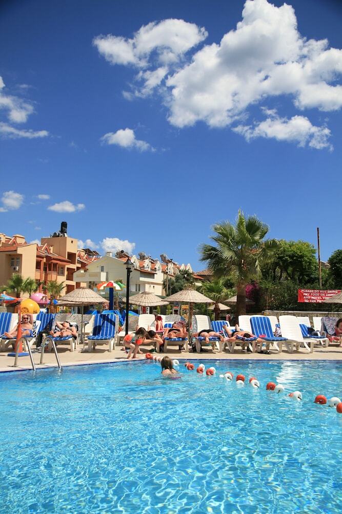 Club Alpina Apartments