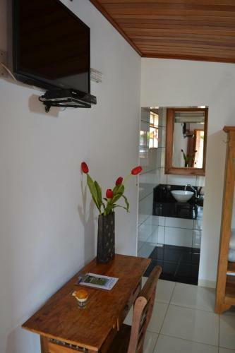 Hostal Pousada Vila Lara