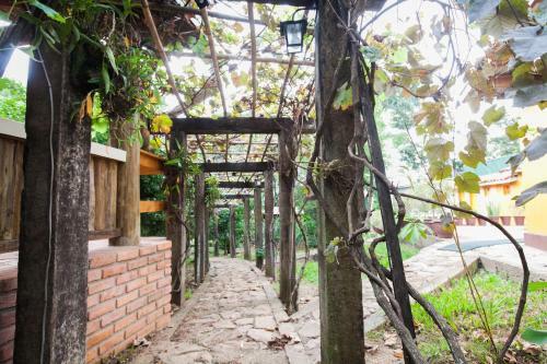Hostal Pousada Vila Lara
