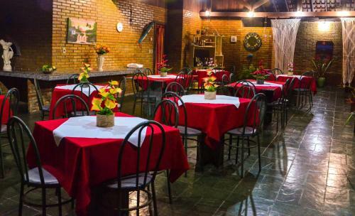 Hostal Pousada Chales Dos Encantos