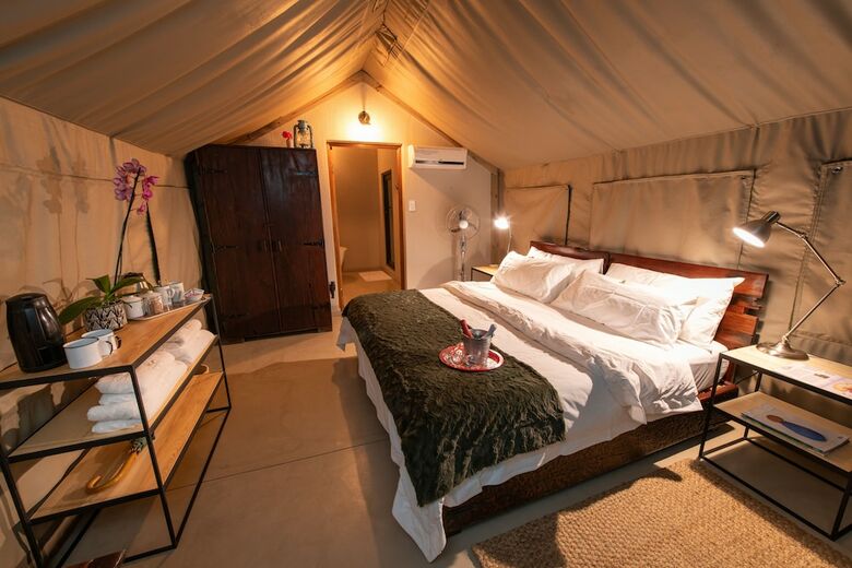 Sausage Tree Safari Camp